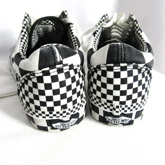 VANS OLD SKOOL CHECKER BOARD LACE UP SNEAKERS, WOMEN'S 7 OR MEN'S 5.5 - Picture 11 of 13